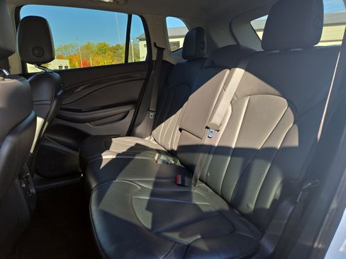 Used 2019 Buick Envision Premium w/ Driver Confidence Package image 29