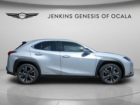 Used 2020 Lexus UX 250h w/ Premium Package AWD/4WD image 8
