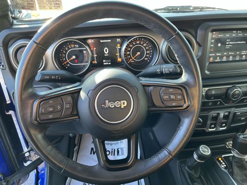 Used 2019 Jeep Wrangler Sport S image 17