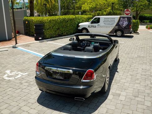 Used 2016 Rolls-Royce Dawn image 41