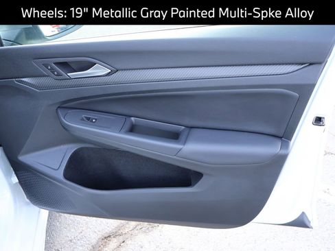 Certified 2024 Volkswagen Golf R image 15