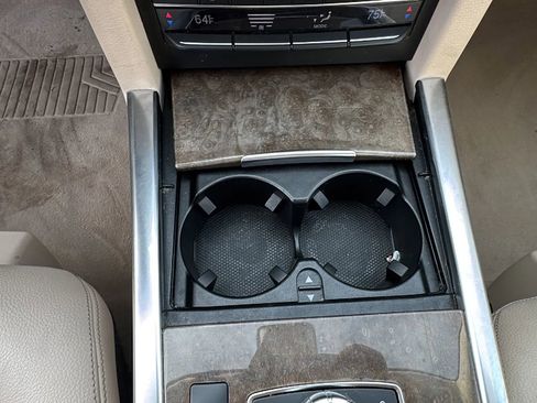 Used 2016 Mercedes-Benz E 350 Sedan image 24