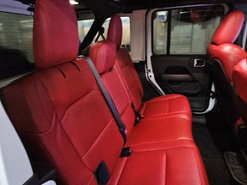 Used 2024 Jeep Wrangler Rubicon 392 image 27