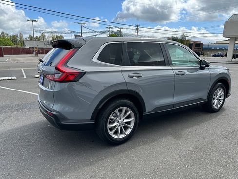 Used 2025 Honda CR-V EX image 6