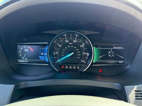 Used 2017 Ford Explorer XLT w/ Equipment Group 202A image 24