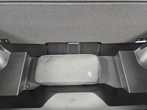 Used 2024 Rivian R1S Adventure AWD/4WD image 14