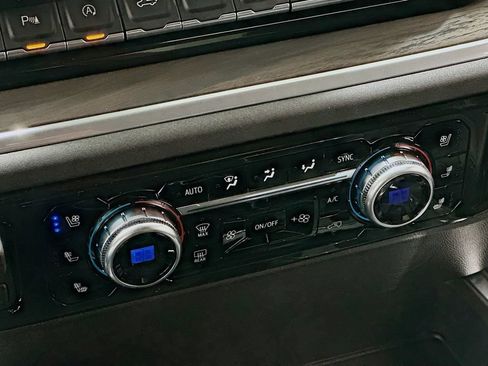 New 2026 GMC Sierra 1500 SLT RWD image 24