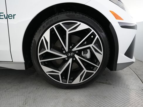 Used 2024 Hyundai Ioniq 6 Limited RWD image 20