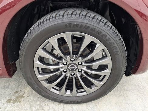 Used 2024 Nissan Armada Platinum w/ Captain's Chairs Package image 10