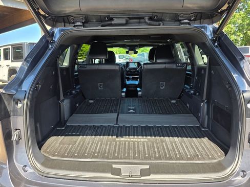 Used 2021 Toyota Highlander XSE image 26