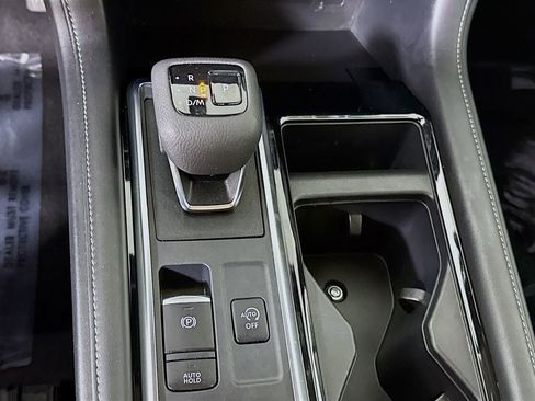 Certified 2023 Nissan Pathfinder SV w/ SV Premium Package AWD/4WD image 8