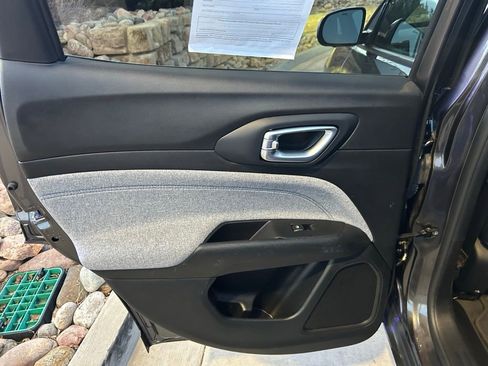 Used 2022 Jeep Compass Latitude w/ Convenience Group image 26