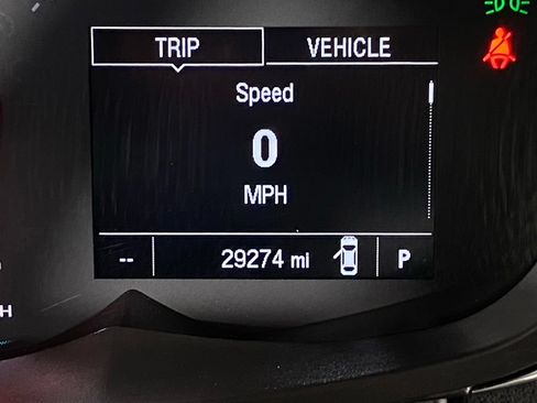 Used 2020 Chevrolet Trax LT FWD image 21