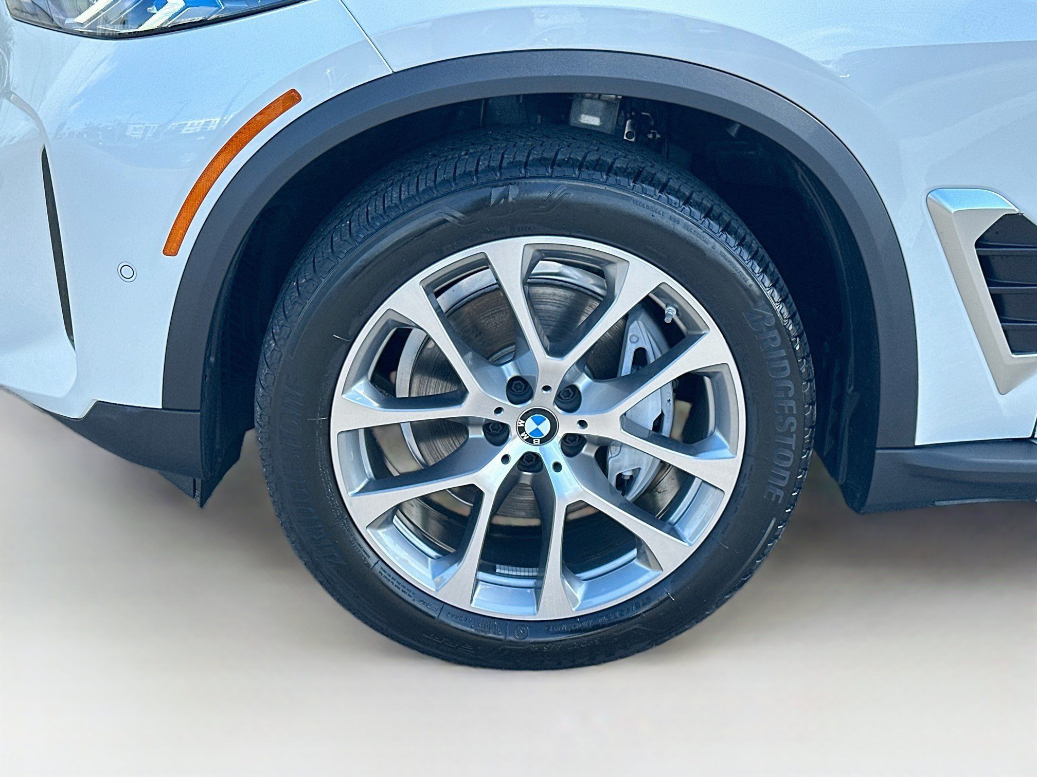 Used 2025 BMW X5 sDrive40i w/ Executive Package RWD image 38