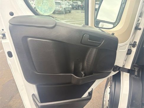 Used 2021 RAM ProMaster 2500 image 17