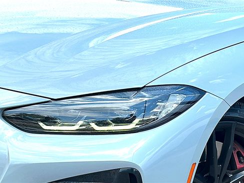 Used 2024 BMW 430i Coupe w/ M Sport Package RWD image 4