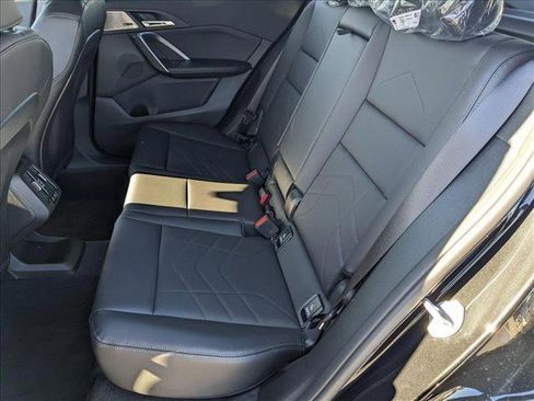 Used 2025 BMW X2 xDrive28i w/ Technology Package image 15