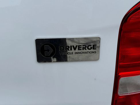 Used 2019 Mercedes-Benz Metris Passenger image 20