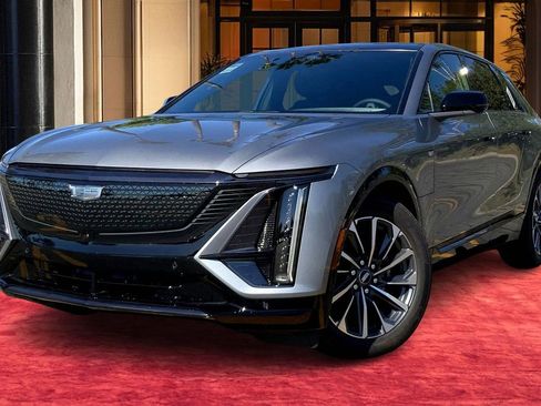 New 2026 Cadillac Lyriq Sport RWD image 1