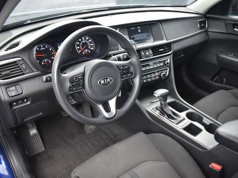 Used 2018 Kia Optima LX image 5