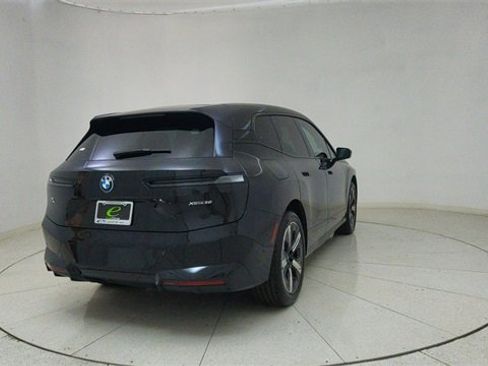 Used 2024 BMW iX xDrive50 w/ Sport Package image 68