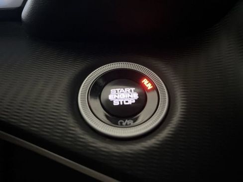 Used 2024 Jeep Grand Cherokee L Altitude AWD/4WD image 16