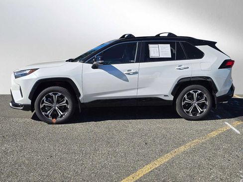 Certified 2025 Toyota RAV4 XSE image 6