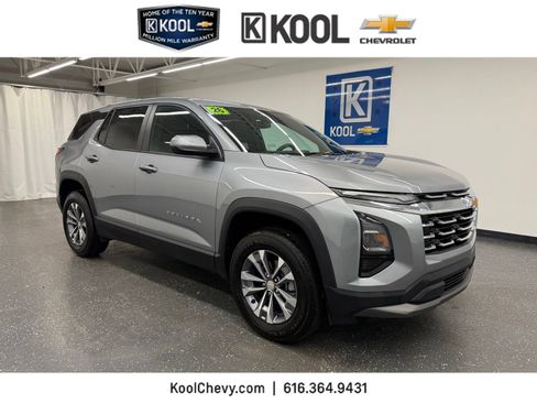 Used 2026 Chevrolet Equinox LT FWD image 1