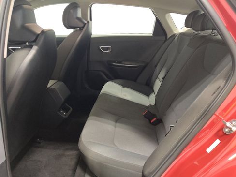 Used 2025 Kia K4 FWD image 19