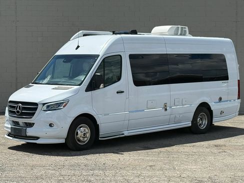 Used 2022 Mercedes-Benz Sprinter 3500 w/ Parking Package image 1