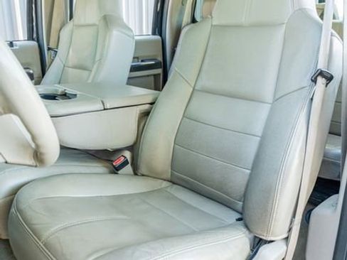 Used 2008 Ford F250 Lariat image 19