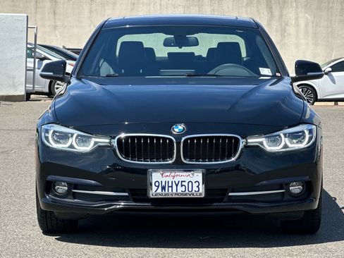 Used 2018 BMW 328d Sedan w/ Convenience Package RWD image 10