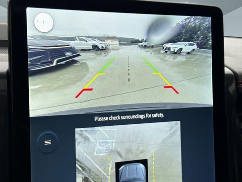 Used 2022 Ford Expedition Limited image 24