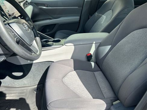 Used 2024 Toyota Camry LE image 12