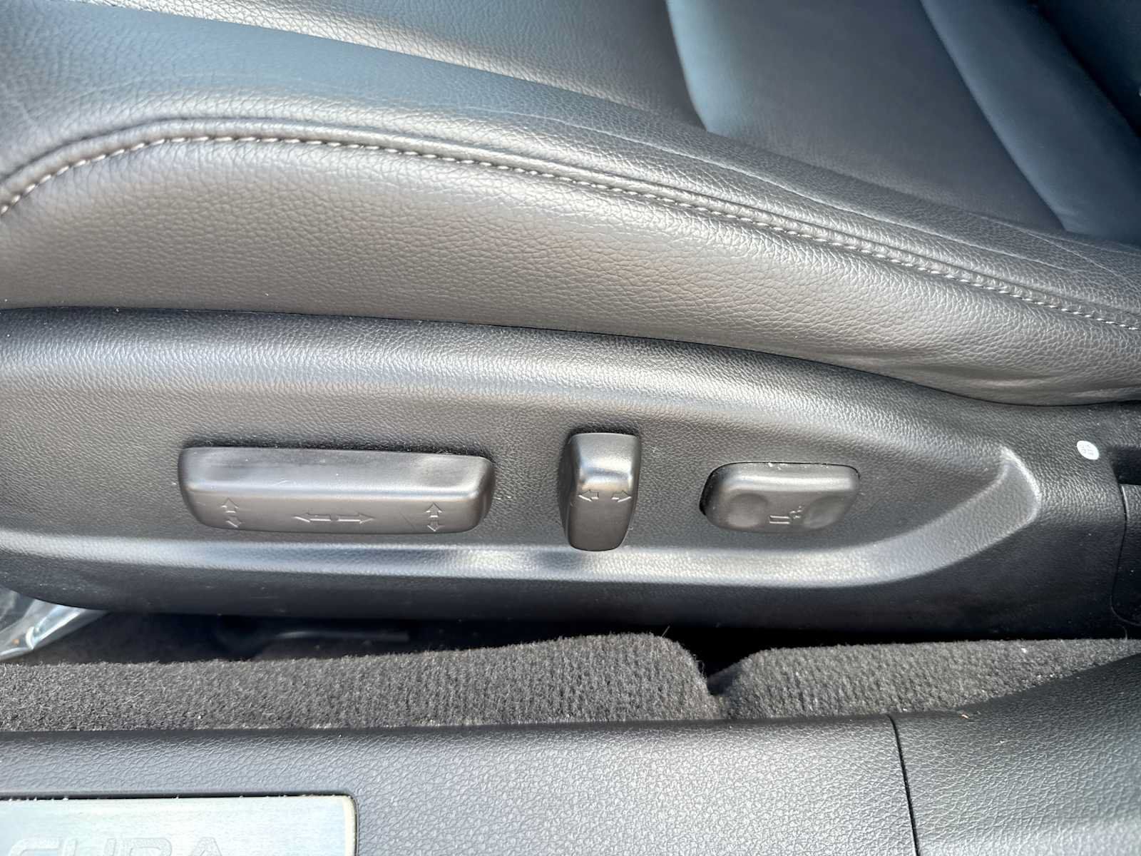 Used 2019 Acura TLX FWD image 14