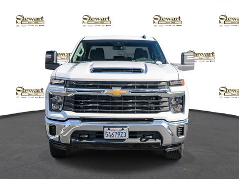 Used 2024 Chevrolet Silverado 2500 LT image 17