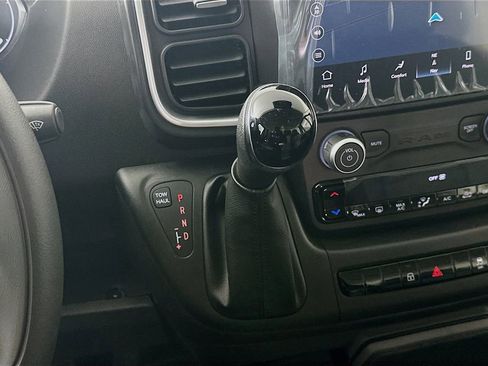 New 2026 RAM ProMaster 2500 w/ Quick Order Package 22G SLT image 12