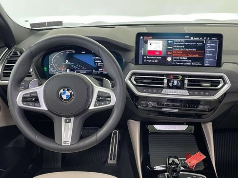 Used 2025 BMW X4 xDrive30i w/ Premium Package AWD/4WD image 23