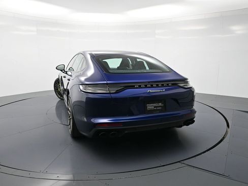 Used 2022 Porsche Panamera 4 image 27