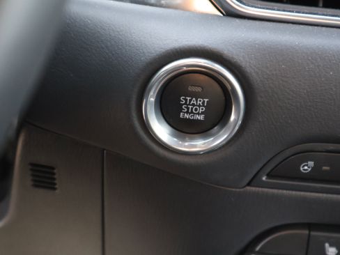 Certified 2025 MAZDA CX-5 Signature image 29