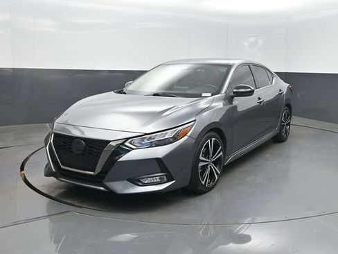 Used 2023 Nissan Sentra SR FWD image 2