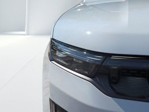 New 2026 Jeep Grand Wagoneer L Summit w/ Rear Seat Video Group I image 8