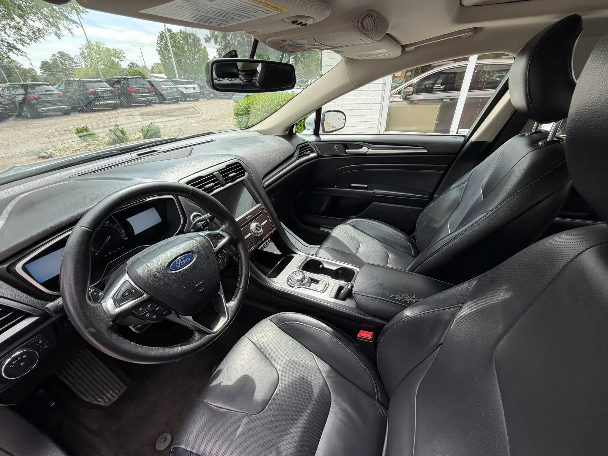 Used 2018 Ford Fusion Titanium AWD/4WD image 19