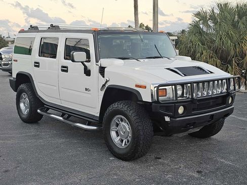 Used 2005 HUMMER H2 w/ Preferred Equipment Group image 14