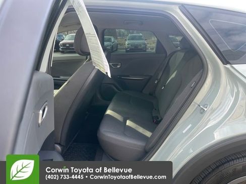 Used 2025 Kia K4 LXS image 30