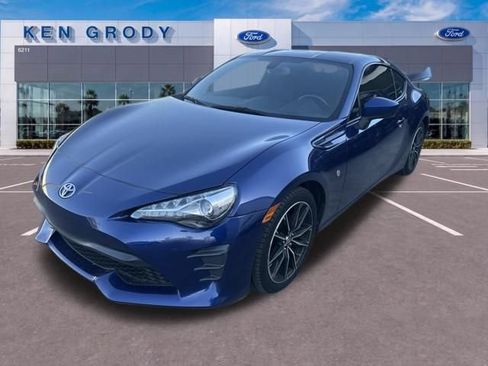 Used 2020 Toyota 86 RWD image 4