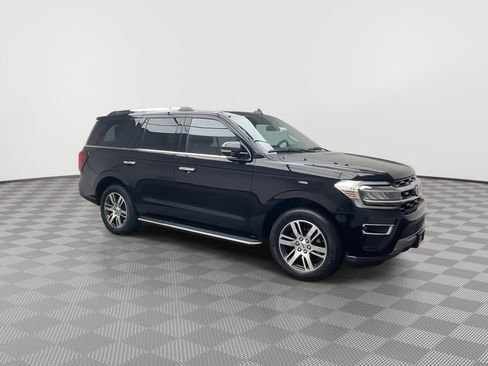 Used 2022 Ford Expedition Limited image 46