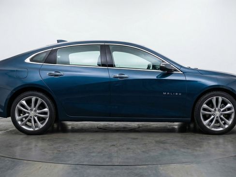 Used 2024 Chevrolet Malibu LT image 11