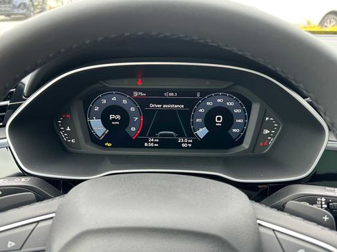 New 2025 Audi Q3 2.0T Premium image 23