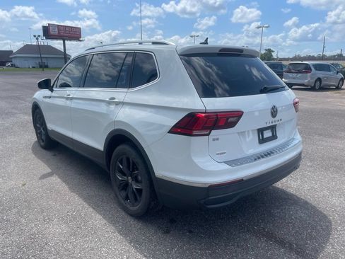 Used 2024 Volkswagen Tiguan SE FWD image 5